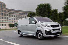 CARPLAY PEUGEOT EXPERT