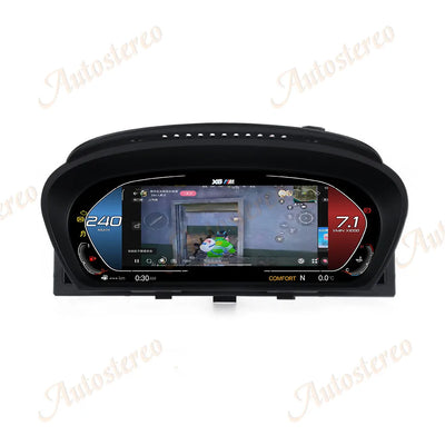 CarPlay BMW X6 E71 vue de trois quarts sur fond studio