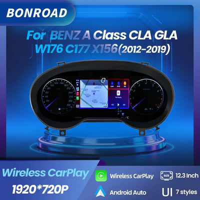 CarPlay Mercedes Classe A vue de face, combiné numérique installé