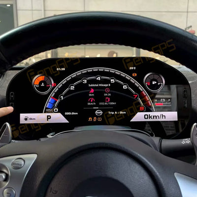 Cluster LCD Nissan 370Z monté sur véhicule, vue depuis le siège conducteur