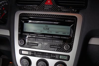 Façade Autoradio VW Scirocco EOS en Fibre de Carbone RCD310