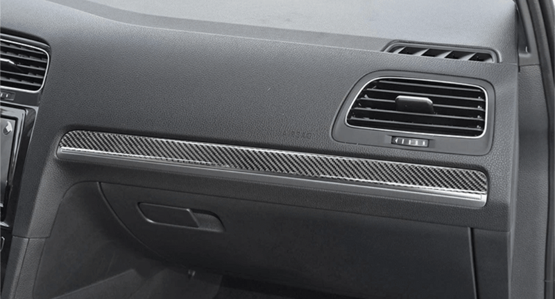 Garniture Carbone Volkswagen Golf 7 (2012-2021) – Tableau de Bord et Volant