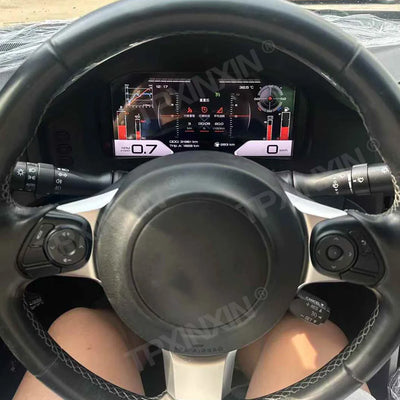Profil de l'instrumentation numérique Subaru BRZ montrant l'épaisseur du boîtier